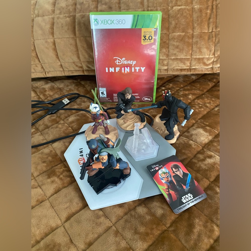 Disney Game with Colorful Figures Xbox 360 Disney Infinity 3.0 Star Wars